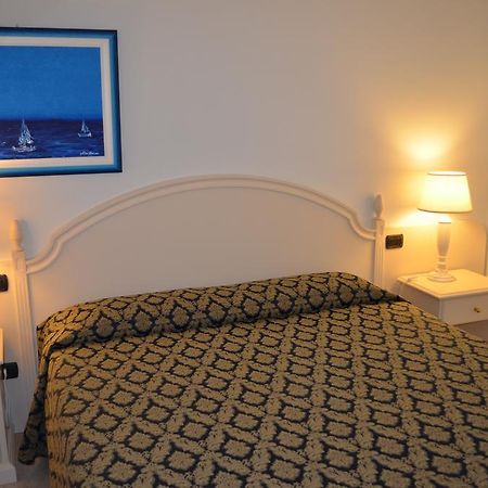 Hotel Olioso Peschiera del Garda Eksteriør bilde