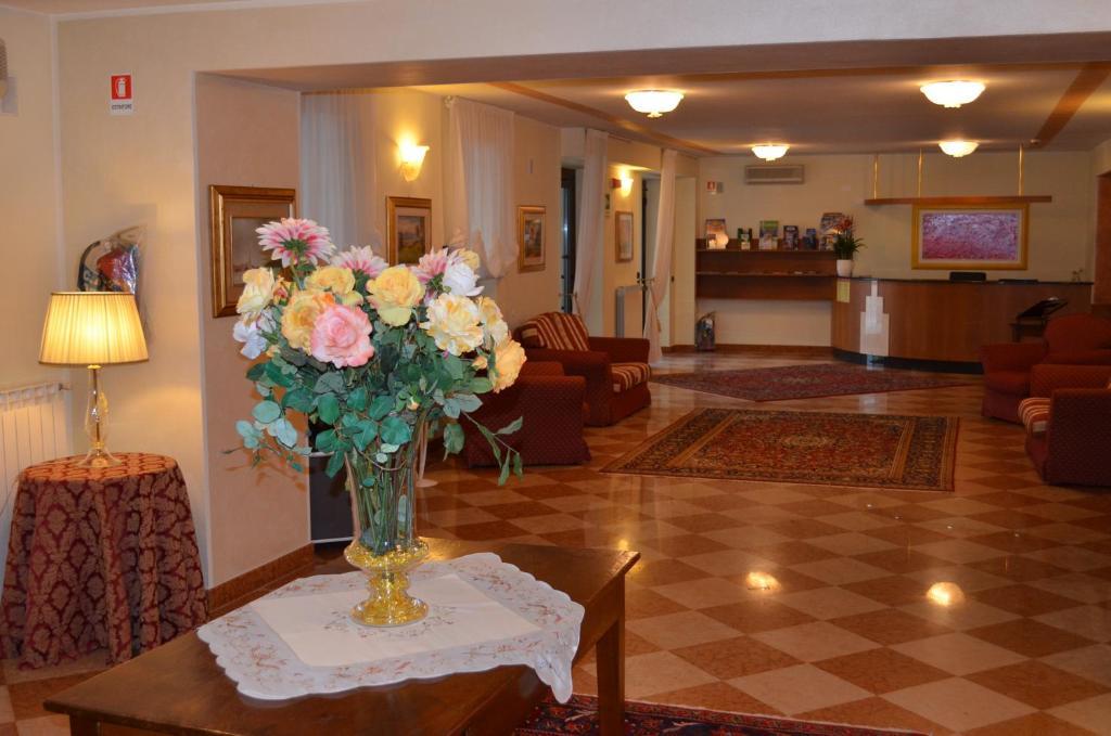 Hotel Olioso Peschiera del Garda Eksteriør bilde