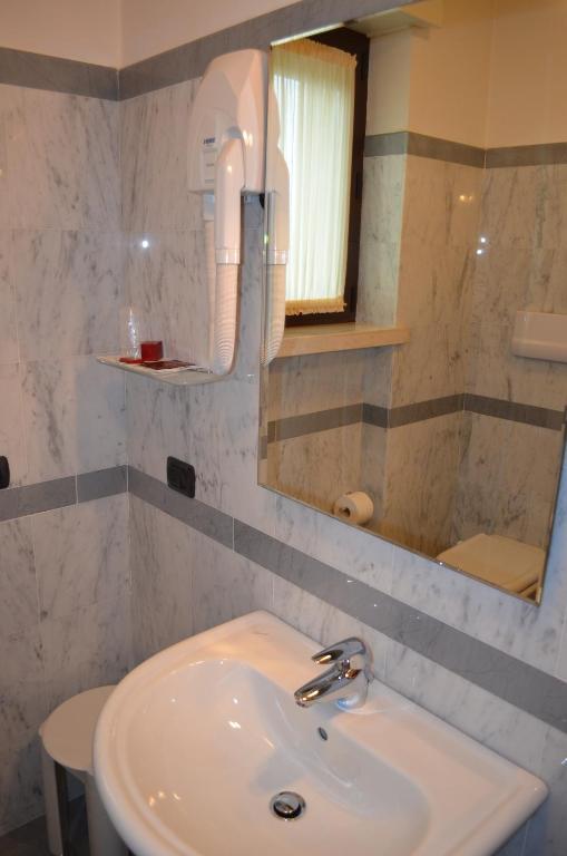 Hotel Olioso Peschiera del Garda Eksteriør bilde