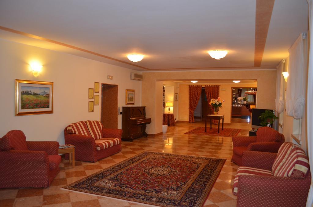 Hotel Olioso Peschiera del Garda Eksteriør bilde