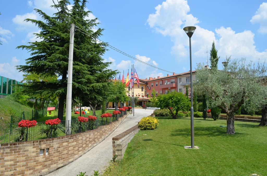Hotel Olioso Peschiera del Garda Eksteriør bilde
